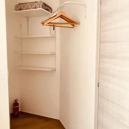 Casa Di Luce Junior Con Parcheggio Privato شقة *